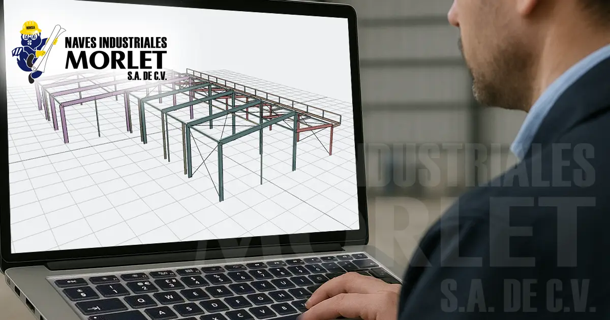 Ingeniero revisando cálculo estructural para techos de arcotecho